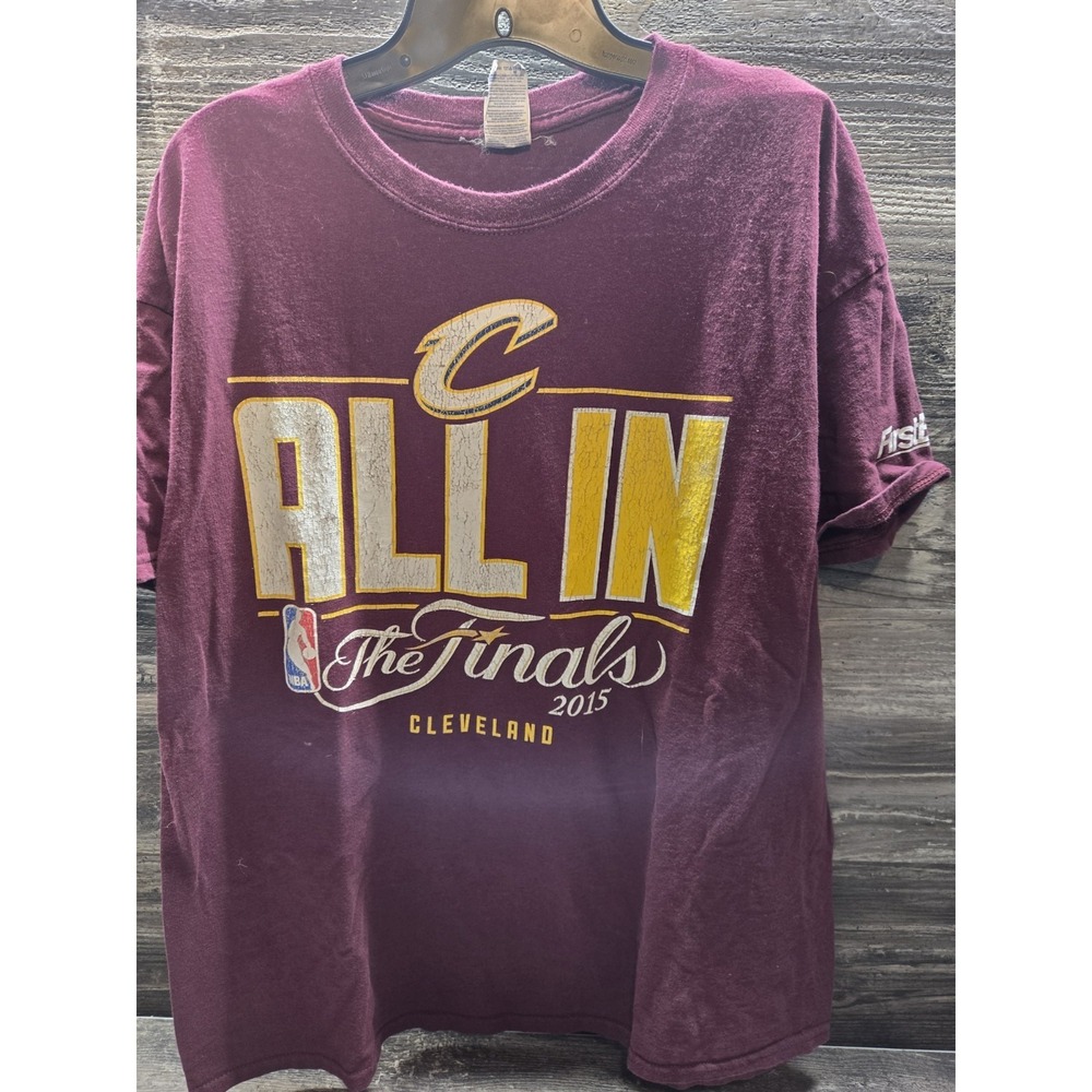 Cleveland Cavs NBA All In Finals 2015 Size XL Unisex Shirt Logo‎ Cracking